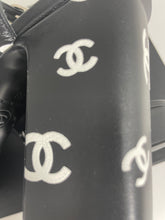 Load image into Gallery viewer, Chanel 22S Black Logo Runway Sandals