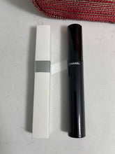 Load image into Gallery viewer, Chanel 2022 NWB Gift Set Eyes On Mascara Set