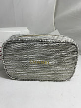 Load image into Gallery viewer, CHANEL 2022 NWB GIFT SET MOISTURE CLEAN SLATE SKINCARE SET