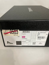 Load image into Gallery viewer, Chanel 19A NWB patent leather black pumps