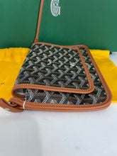 Load image into Gallery viewer, Goyard Plumet Crossbody Wallet