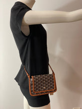 Load image into Gallery viewer, Goyard Plumet Crossbody Wallet