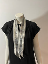 Load image into Gallery viewer, Dior Gray Silk Oblique Twilly