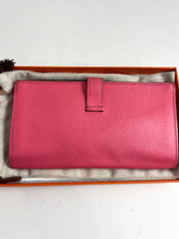 Load image into Gallery viewer, Hermes Bearn Rose Epsom Leather Azalee Wallet