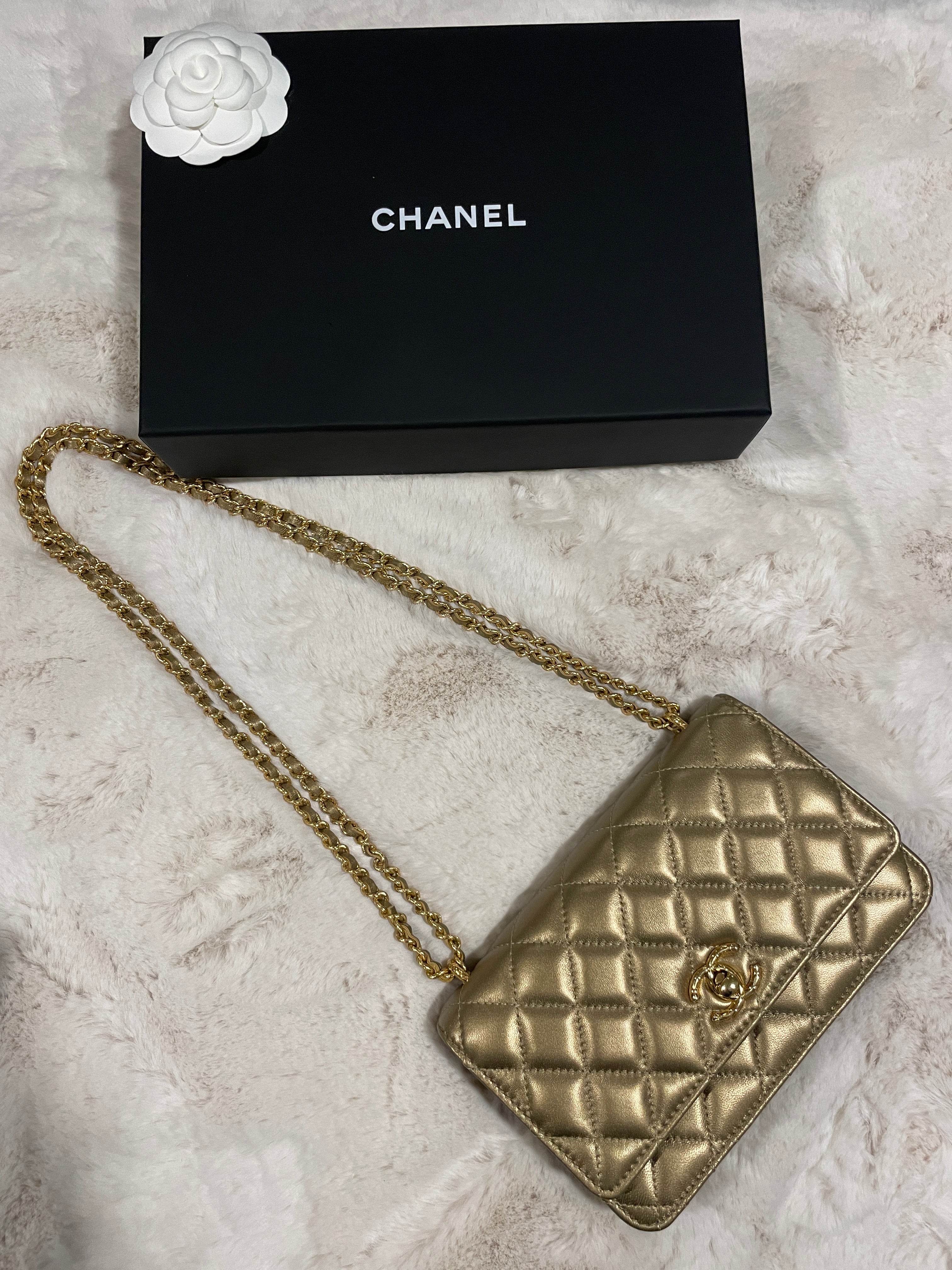 Gold chanel wallet on chain Clearance