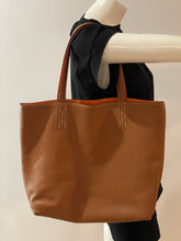 Load image into Gallery viewer, Hermés Gold Orange Taurillon Clemence Double Sens 45 Reversible Tote