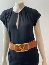 Load image into Gallery viewer, Valentino Wide Reversible Suede/Leather Belt