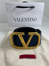 Load image into Gallery viewer, Valentino Wide Reversible Suede/Leather Belt