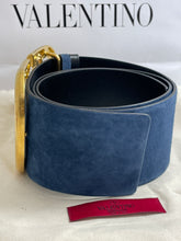 Load image into Gallery viewer, Valentino Wide Reversible Suede/Leather Belt