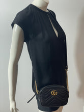 Load image into Gallery viewer, Gucci Marmont Small Black Camera bag