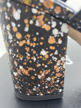 Load image into Gallery viewer, Chanel 17P Black Gold Python Chain Sandals