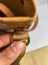 Load image into Gallery viewer, Louis Vuitton Damier Azur Canvas Noe Drawstring Bucket Bag