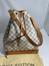 Load image into Gallery viewer, Louis Vuitton Damier Azur Canvas Noe Drawstring Bucket Bag
