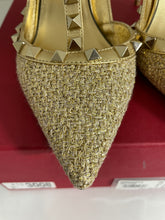 Load image into Gallery viewer, Valentino Garavani Gold Tweed Rockstud Pumps