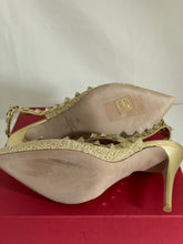 Load image into Gallery viewer, Valentino Garavani Gold Tweed Rockstud Pumps