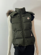 Load image into Gallery viewer, Moncler Green Gallinule Hooded Down Vest