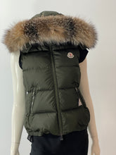 Load image into Gallery viewer, Moncler Green Gallinule Hooded Down Vest