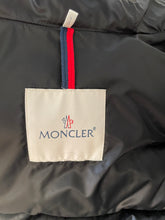 Load image into Gallery viewer, Moncler Black Men's Hooded Down Jacket