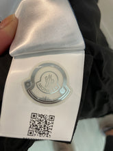 Load image into Gallery viewer, Moncler Black Govihan Boucle Vest