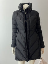 Load image into Gallery viewer, Moncler Puen Black Classic 3/4 Long Jacket