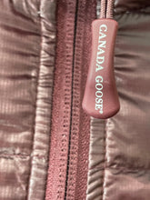 Load image into Gallery viewer, Canada Goose Burgundy Hybridge Lite Coat
