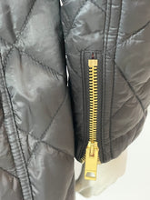 Load image into Gallery viewer, Burberry Finsbridge Black Quilted Jacket