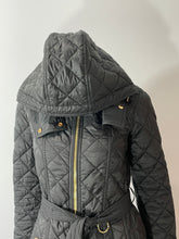 Load image into Gallery viewer, Burberry Finsbridge Black Quilted Jacket