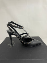 Load image into Gallery viewer, Valentino Garavani Noir Black Rockstud Pumps