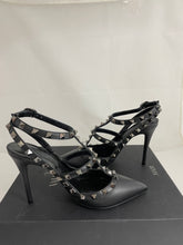 Load image into Gallery viewer, Valentino Garavani Noir Black Rockstud Pumps