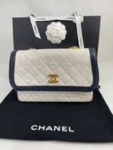 Load image into Gallery viewer, Chanel Vintage 1990s Lambskin Single Flap White/Navy Handbag