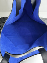 Load image into Gallery viewer, Bottega Veneta Black Blue Intreciatto Leather Tote Handbag