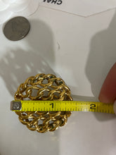 Load image into Gallery viewer, Chanel Vintage Gold Chain Clip Earring
