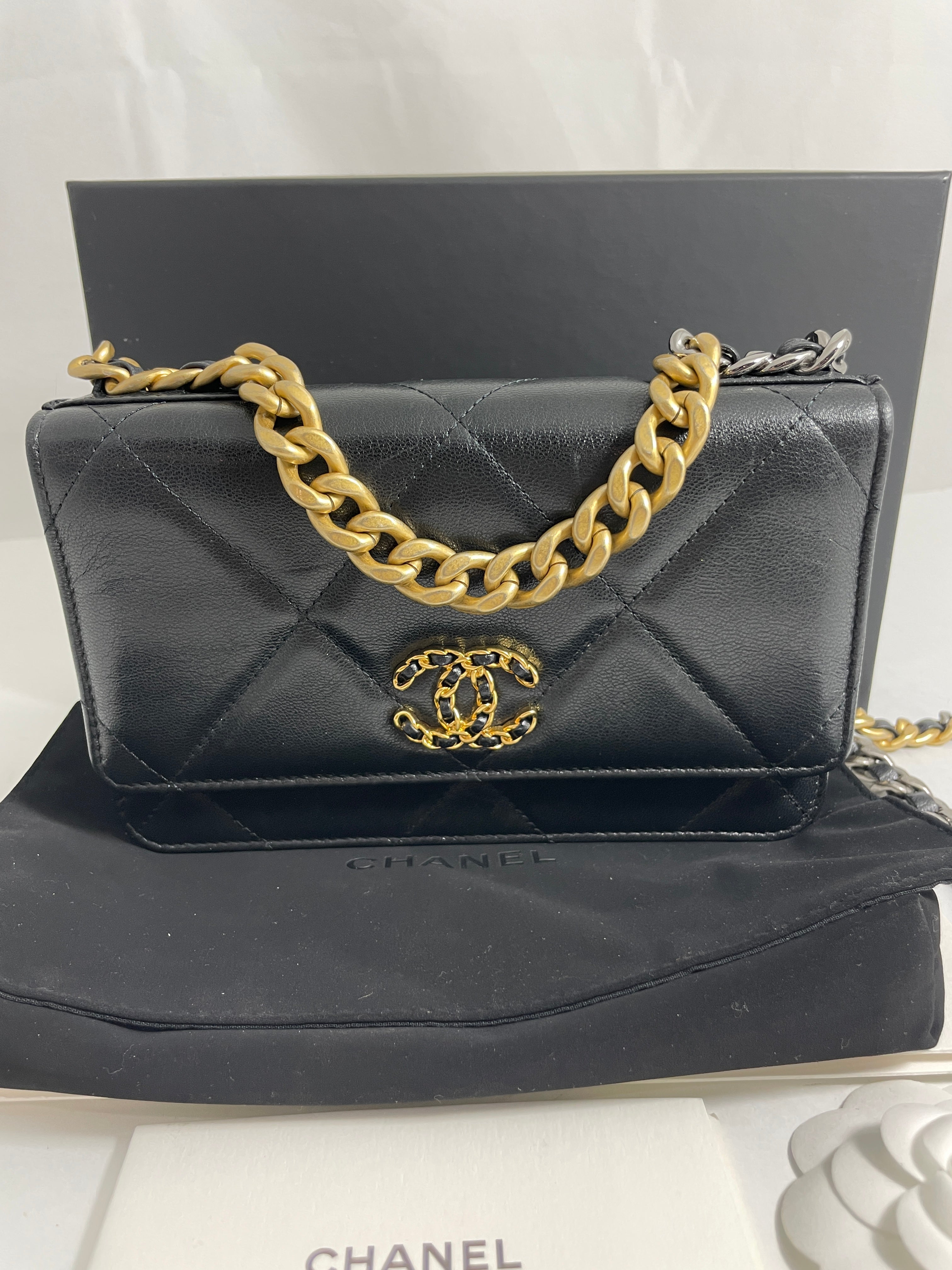 Chanel 19 Black Quilted Wristlet Clutch Bag – The Millionaires Closet