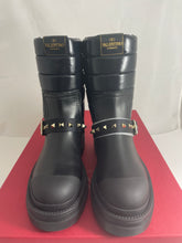 Load image into Gallery viewer, Valentino Garavani Calfskin Rockstud Combat Boots
