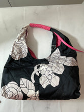 Load image into Gallery viewer, Chanel 21 Camellia Black Pink Hobo w/ Phone Case