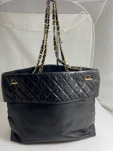 Load image into Gallery viewer, Chanel Black Leather Large Vintage Tote Handbag