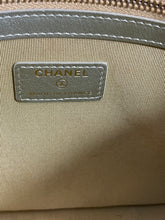 Load image into Gallery viewer, Chanel Reissue Rainbow Medium O case Clutch