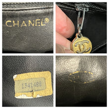 Load image into Gallery viewer, Chanel Black Leather Large Vintage Tote Handbag