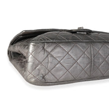 Load image into Gallery viewer, Metallic Pewter Crinkle Lambskin Reissue 2.25 227 Double Flap Bag
