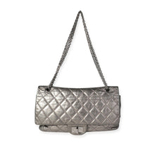 Load image into Gallery viewer, Metallic Pewter Crinkle Lambskin Reissue 2.25 227 Double Flap Bag
