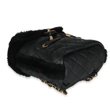 Load image into Gallery viewer, Black Quilted Shearling Paris Hamburg Small Backpack
