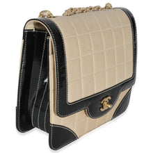 Load image into Gallery viewer, Vintage Beige Lambskin Black Patent Square Quilt Frame Flap Bag
