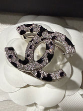 Load image into Gallery viewer, Chanel Crystal Black Enamel Scarf Ring
