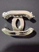 Load image into Gallery viewer, Chanel Crystal Black Enamel Scarf Ring
