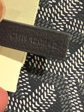 Load image into Gallery viewer, Goyard St Louis PM Gray Tote Handbag
