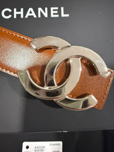 Load image into Gallery viewer, Chanel SHW Buckle Black/Camel Reversible Leather Belt

