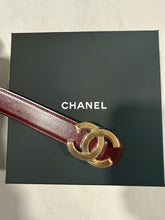 Load image into Gallery viewer, Chanel GHW Buckle Black/Burgundy Reversible Leather Belt
