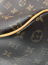 Load image into Gallery viewer, Louis Vuitton Delightful MM Shoulder Bag
