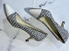 Load image into Gallery viewer, Chanel 14P Black White Tweed Pump
