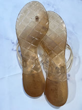 Load image into Gallery viewer, Chanel 09C Jelly Cameliia Pool Thong Sandals
